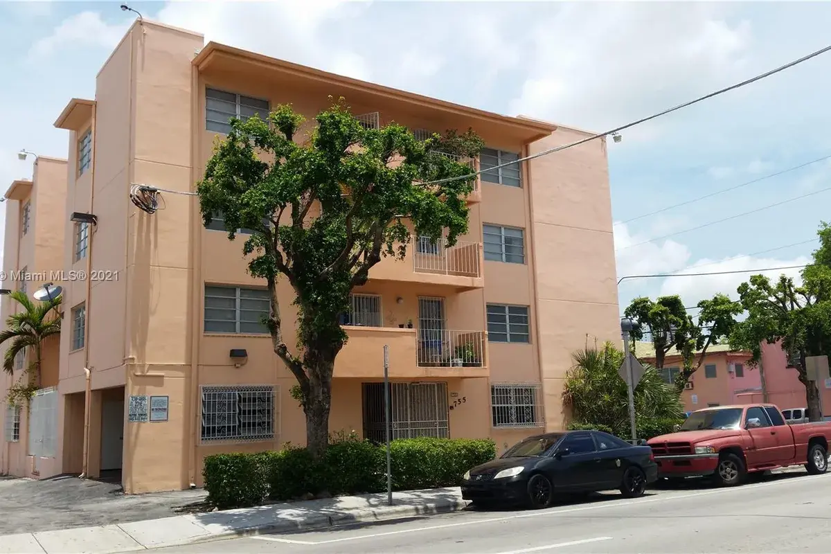 755 SW 6th St # 5, Miami FL 33130