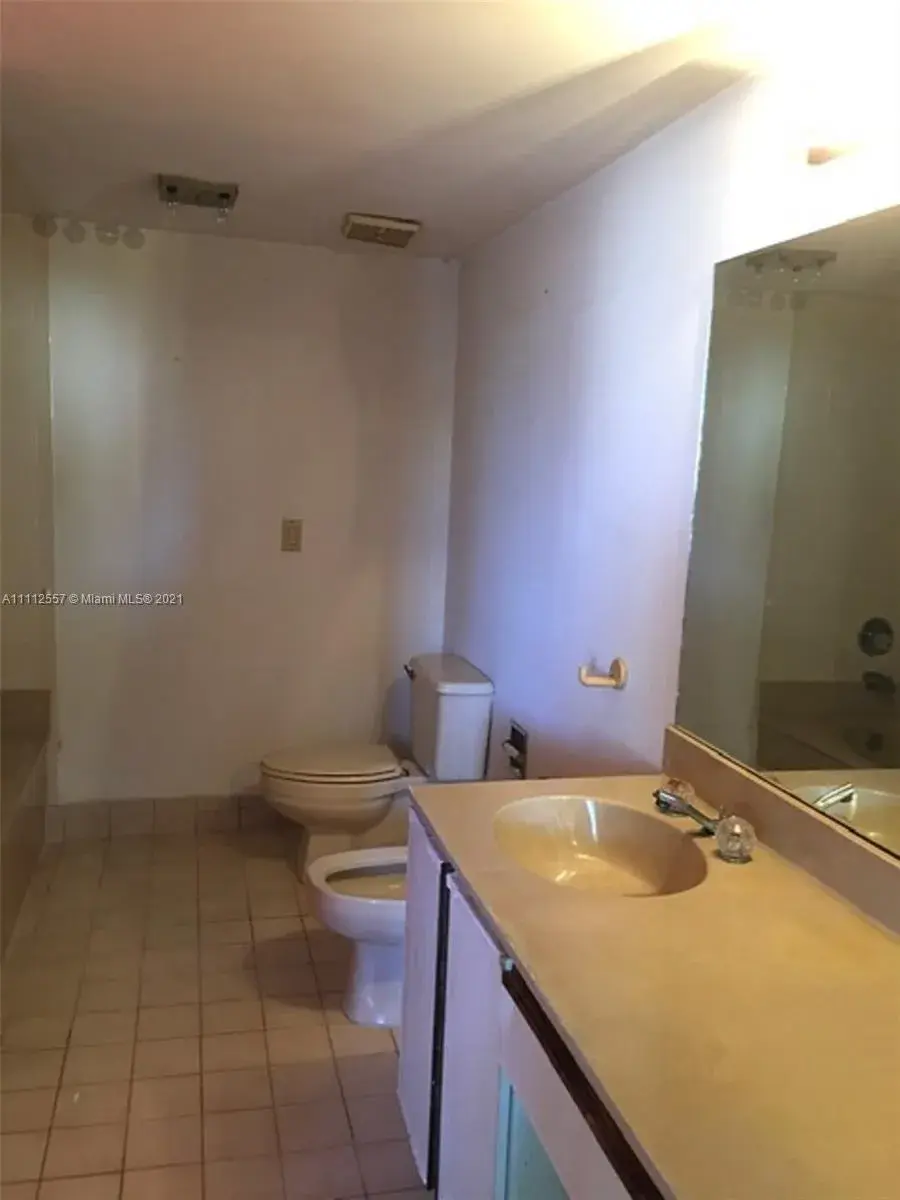 21075 NE 34th Ave # 2, Aventura FL 33180
