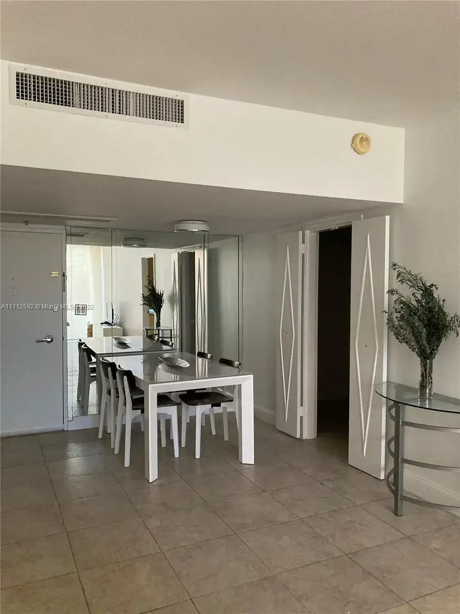 5161 Collins Ave # 210, Miami Beach FL 33140 photo 5