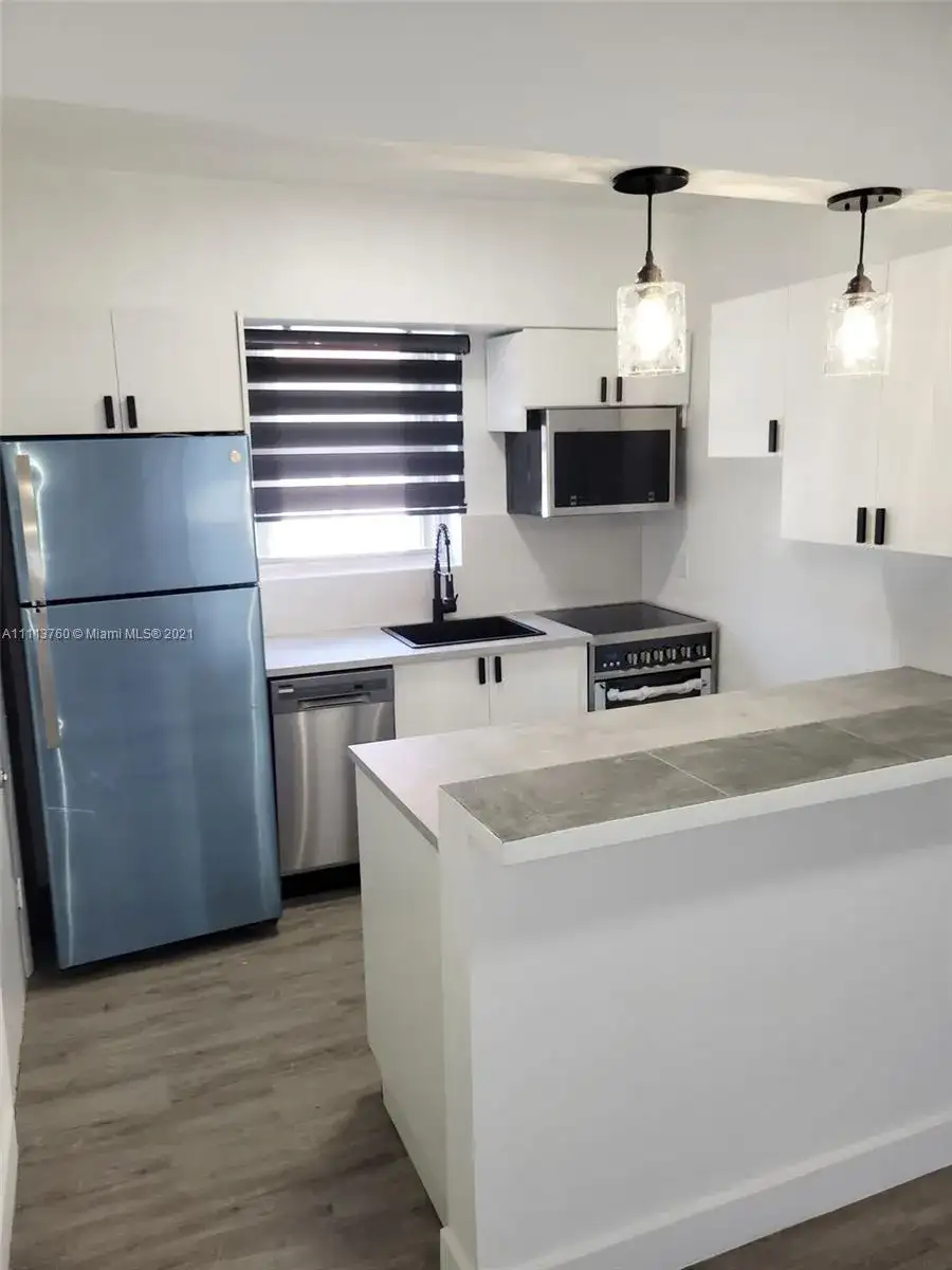 1258 Marseille Dr # 3, Miami Beach FL 33141 photo 5