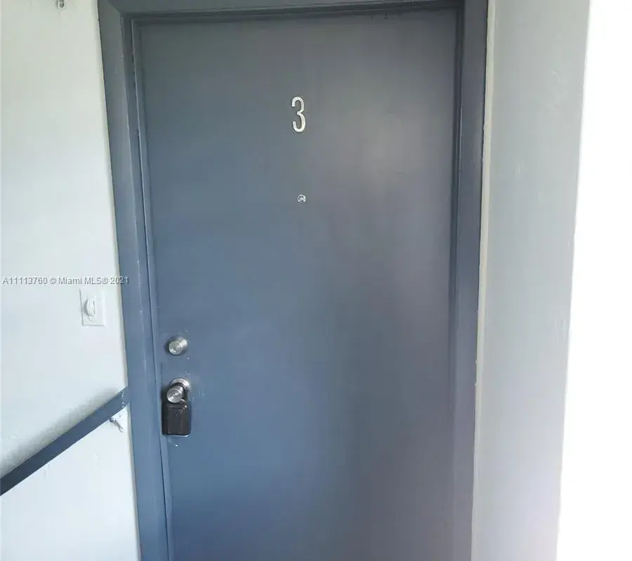 1258 Marseille Dr # 3, Miami Beach FL 33141