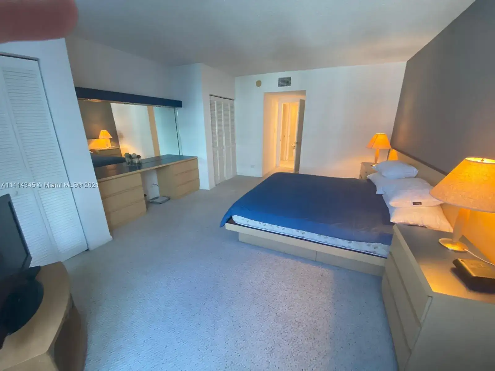2301 Collins Ave # 1115, Miami Beach FL 33139 photo 4