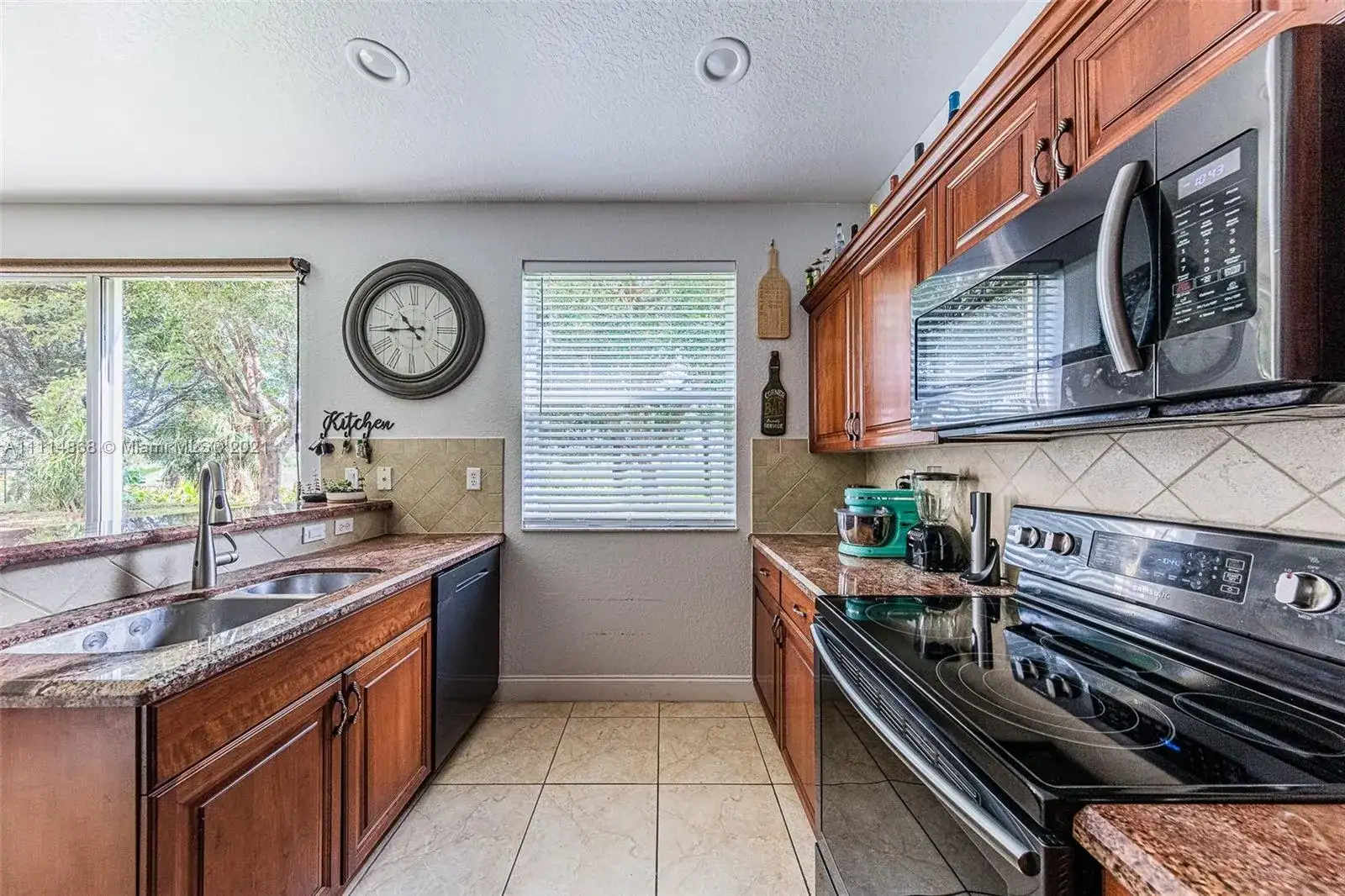 1381 SE 20th Rd, Homestead FL 33035 photo 5