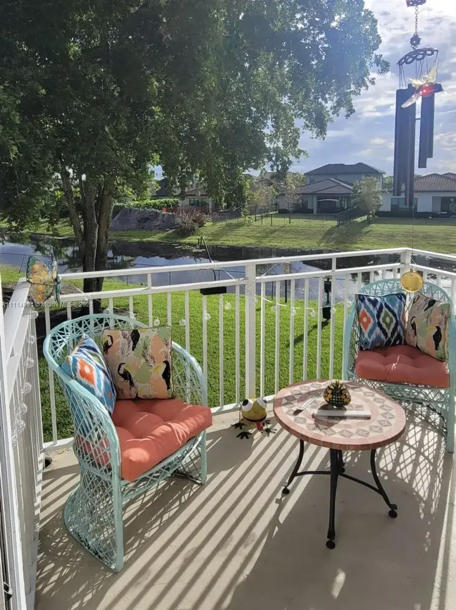 1226 SW 113th Ter # 201, Pembroke Pines FL 33025 photo 3