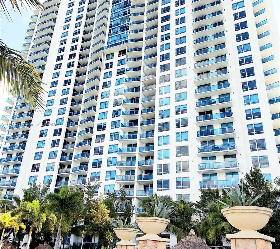 2681 N Flamingo Rd # 2102S, Sunrise FL 33323
