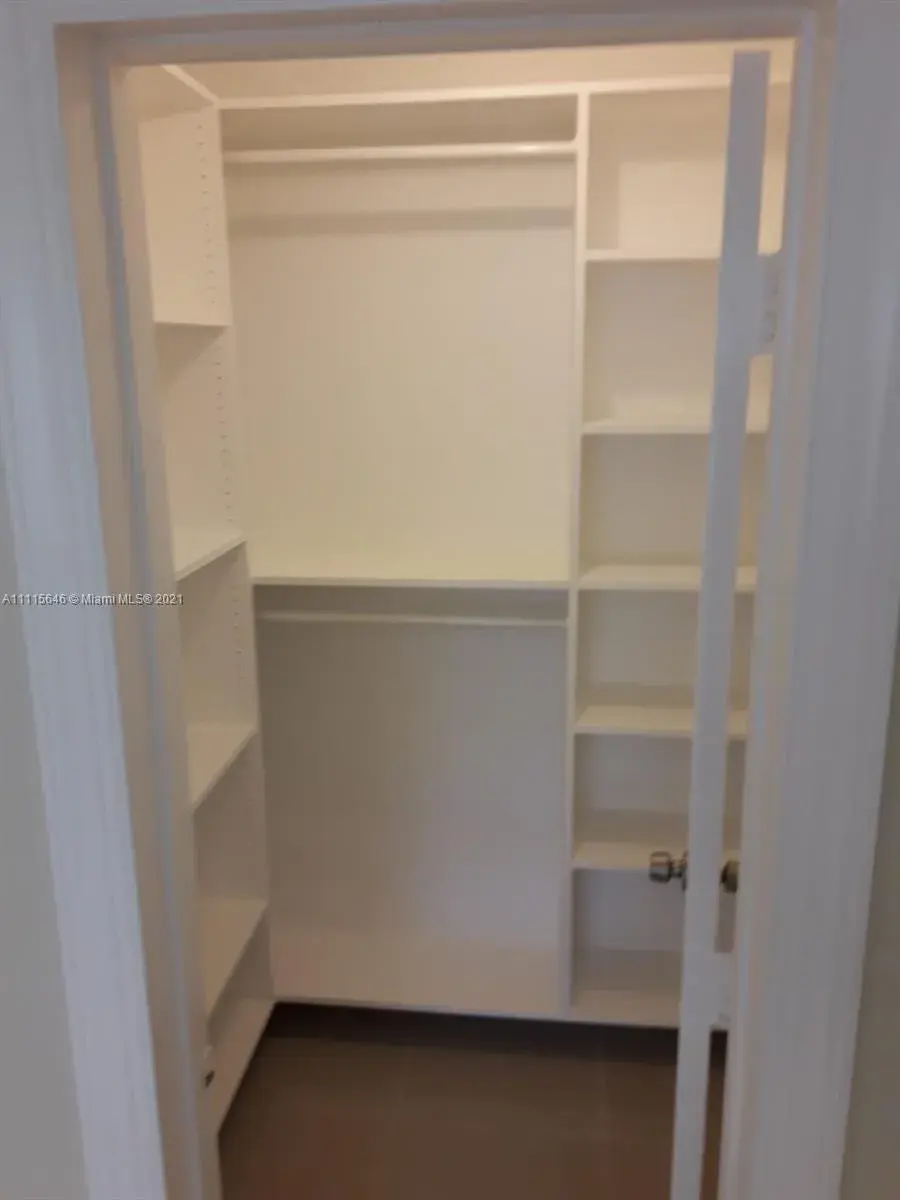 258 Neptune Ave, Lauderdale By The Sea FL 33308