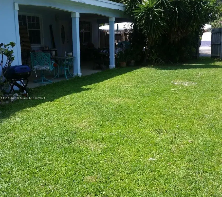 258 Neptune Ave, Lauderdale By The Sea FL 33308