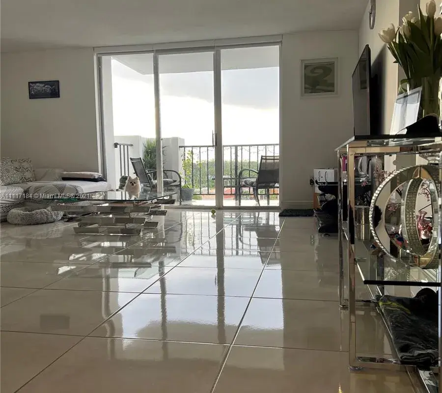 2750 NE 183rd St # 804, Aventura FL 33160