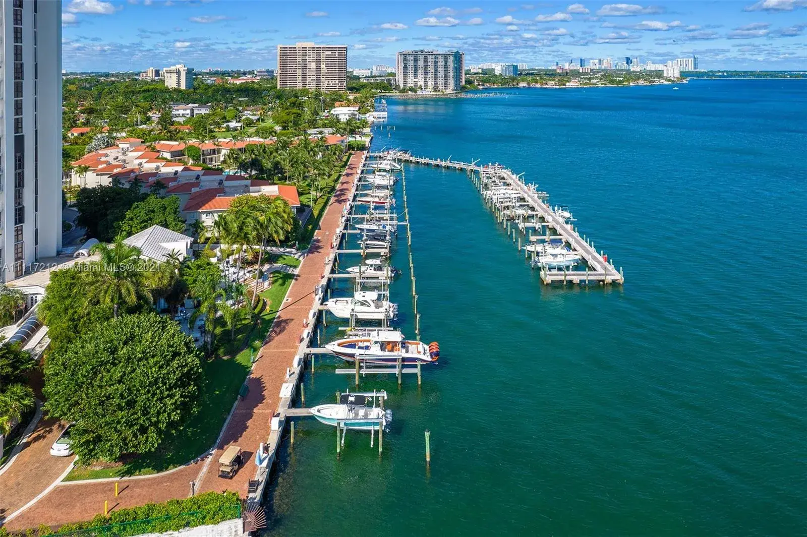 4000 Towerside Ter # 301, Miami FL 33138