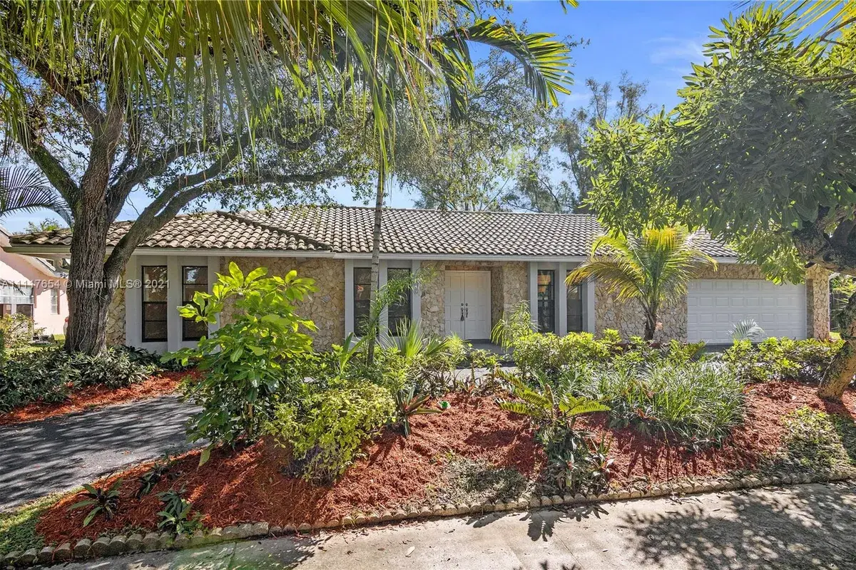 1960 SW 51st Ter, Plantation FL 33317