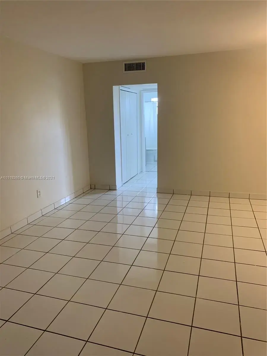 1450 Atlantic Shores Blvd # 106, Hallandale Beach FL 33009