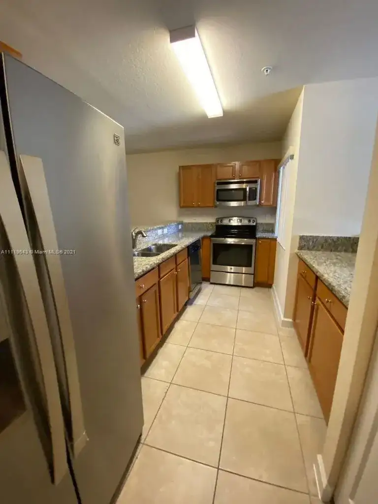 22511 SW 88th Pl, Cutler Bay FL 33190 photo 3