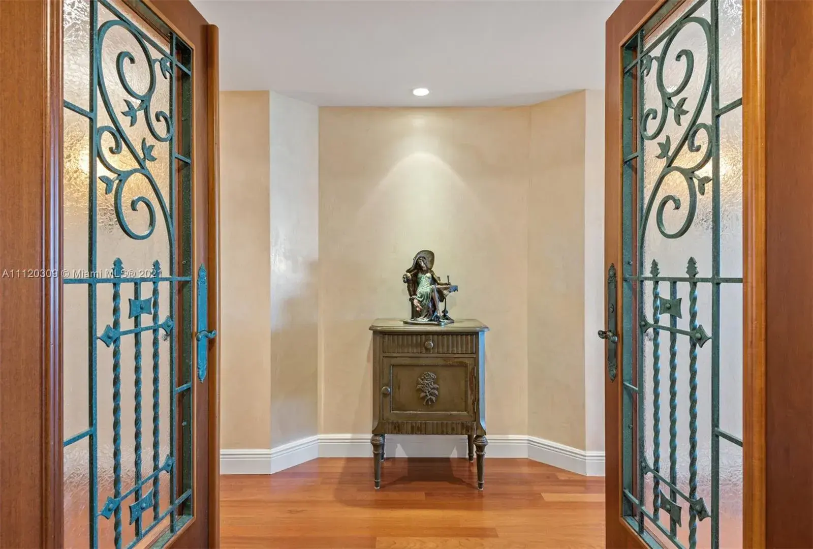 765 Crandon Blvd # 4, Key Biscayne FL 33149