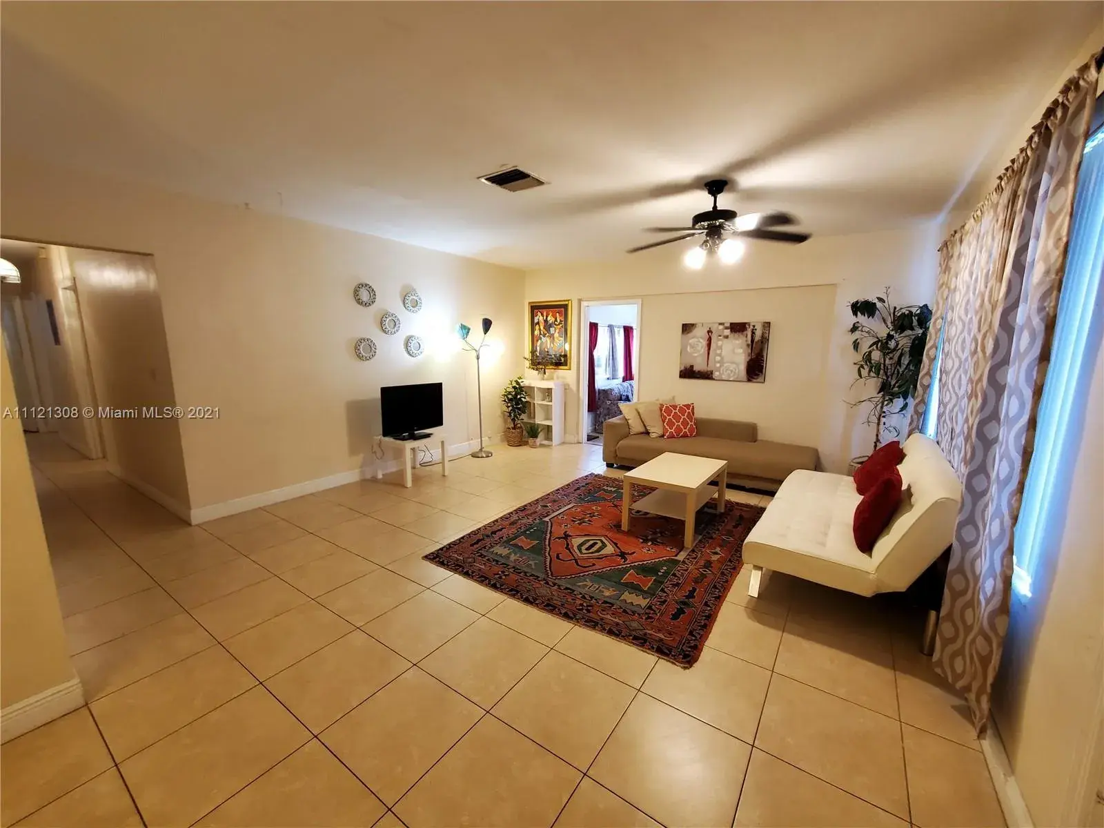 17835 NE 6th Ave, Miami FL 33162