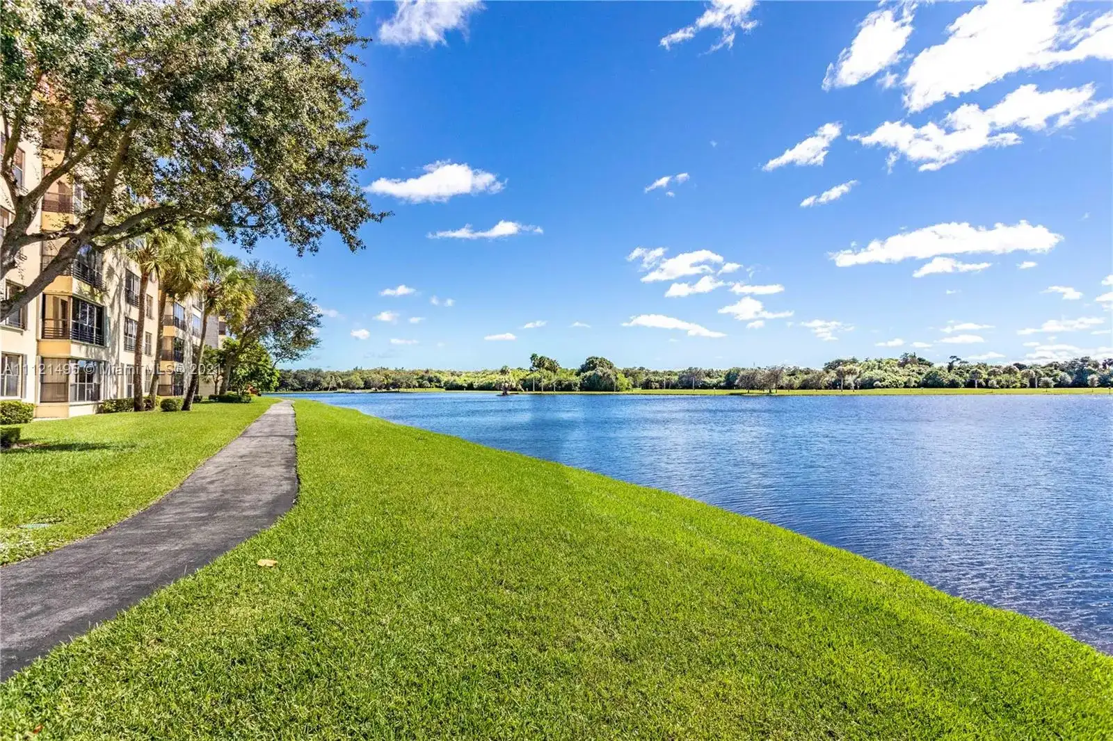 2768 S Carambola Cir S # 506, Coconut Creek FL 33066 photo 4