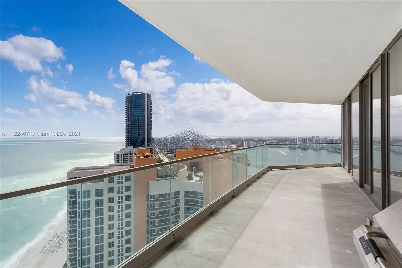 18975 Collins Ave # 3504, Sunny Isles Beach FL 33160 photo 3