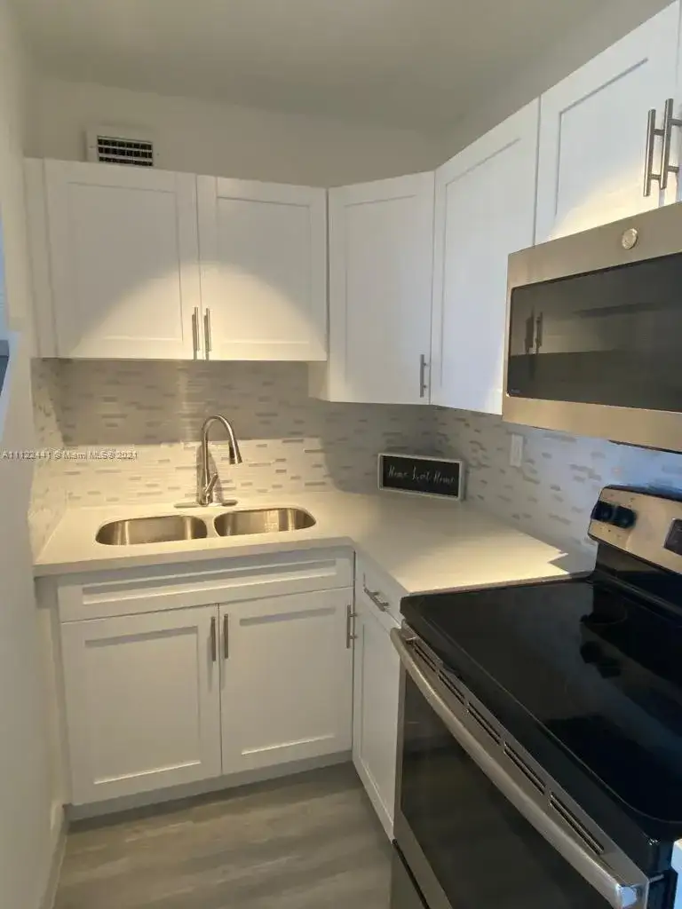 8011 W 6th Ave # K, Hialeah FL 33014 photo 4