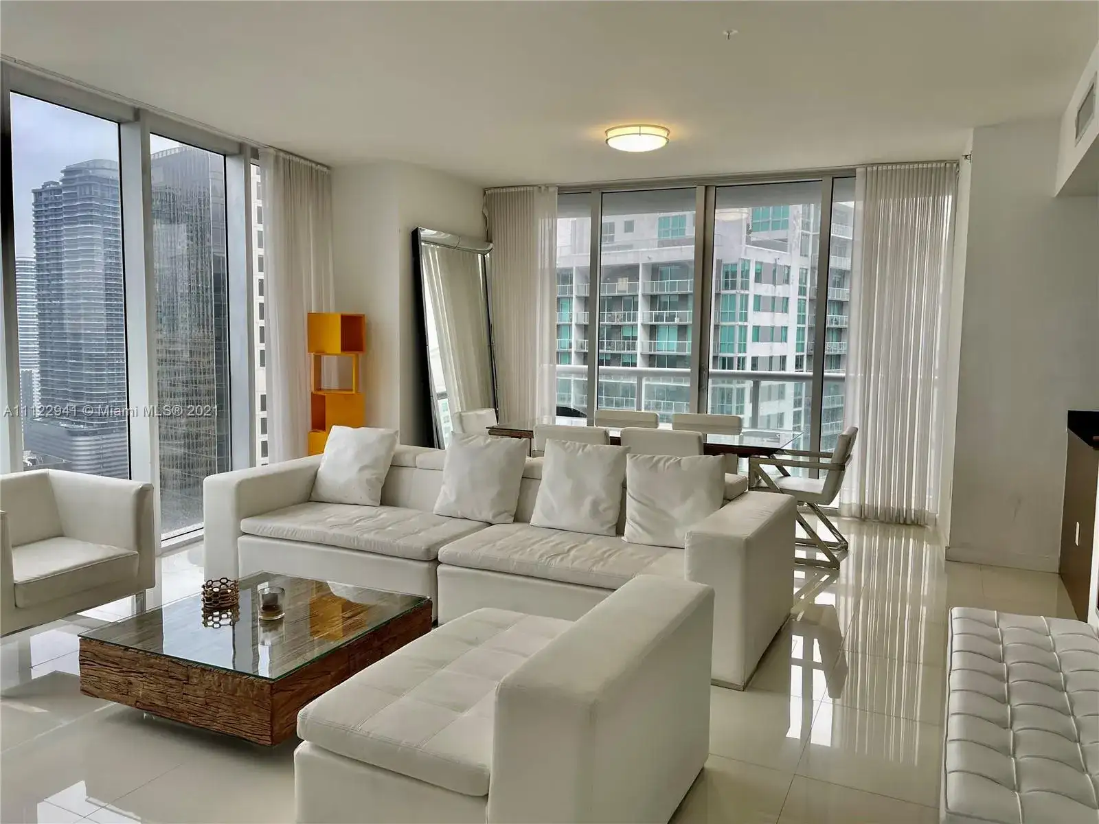 485 Brickell Ave # 3708, Miami FL 33131 photo 2