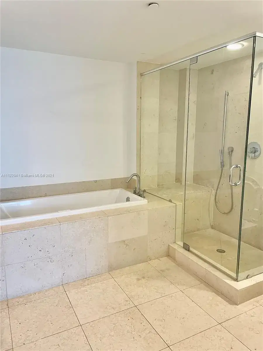 485 Brickell Ave # 3708, Miami FL 33131 photo 4