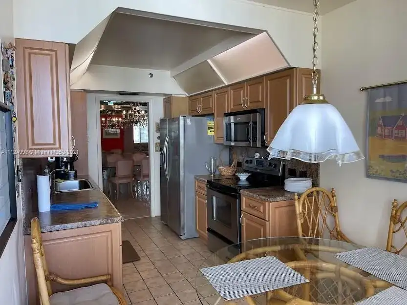 20191 E Country Club Dr # 1903, Aventura FL 33180 photo 4