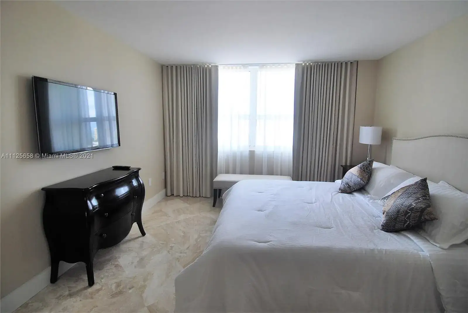 90 Alton Rd # 1109, Miami Beach FL 33139 photo 2
