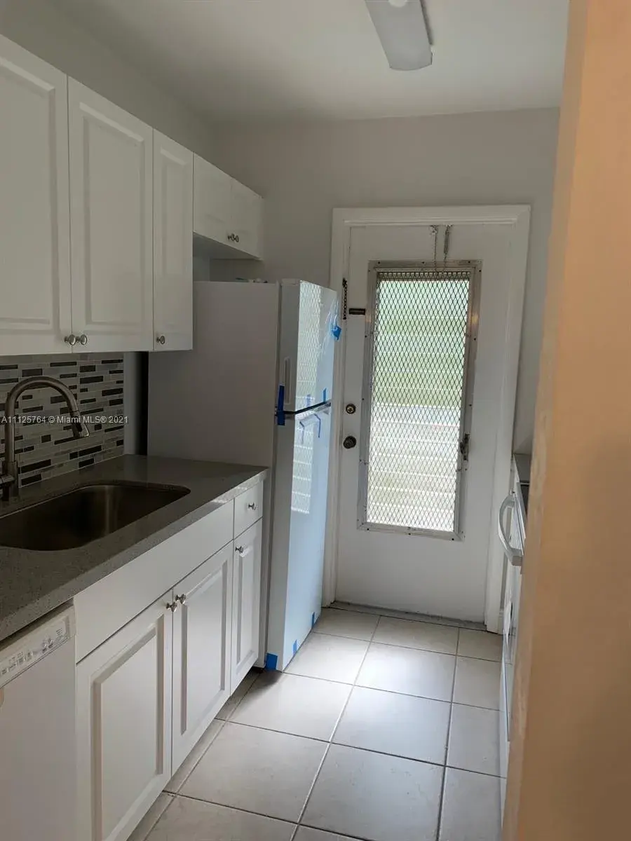 1450 Atlantic Shores Blvd # 110, Hallandale Beach FL 33009