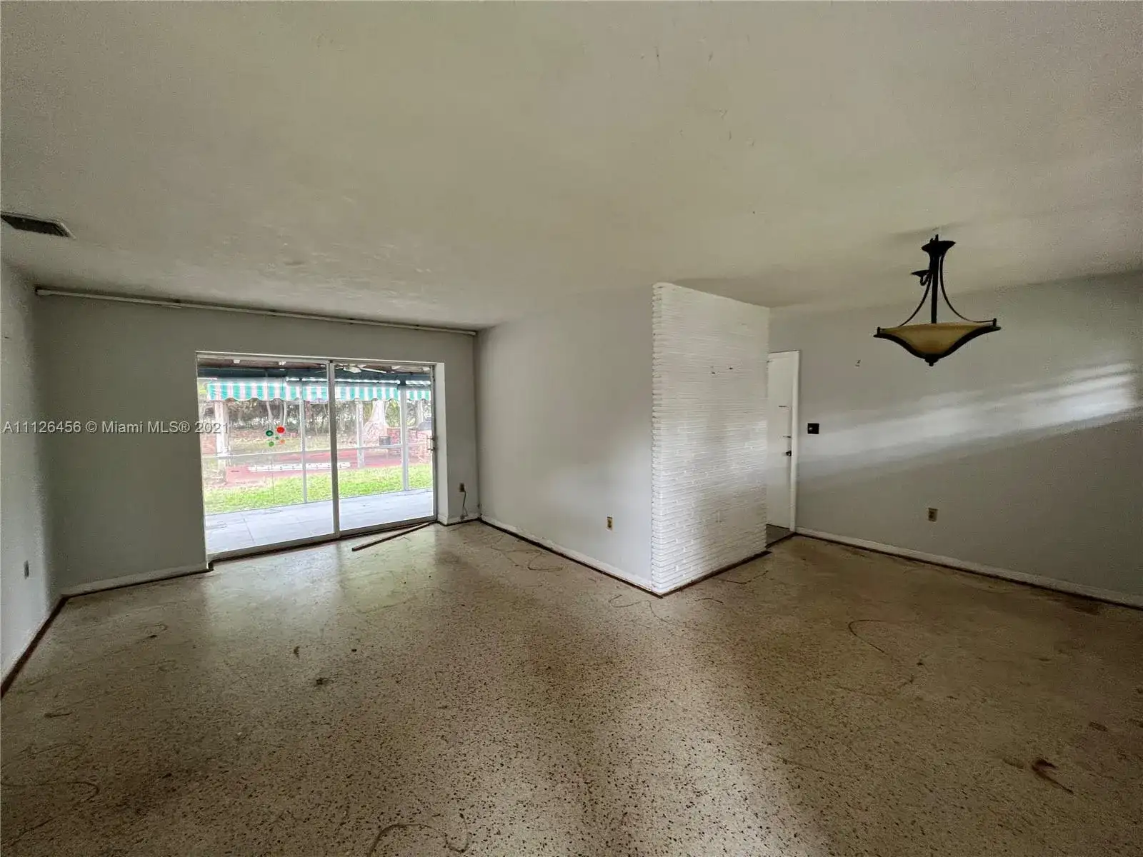 12820 SW 83rd Ct, Pinecrest FL 33156 photo 2