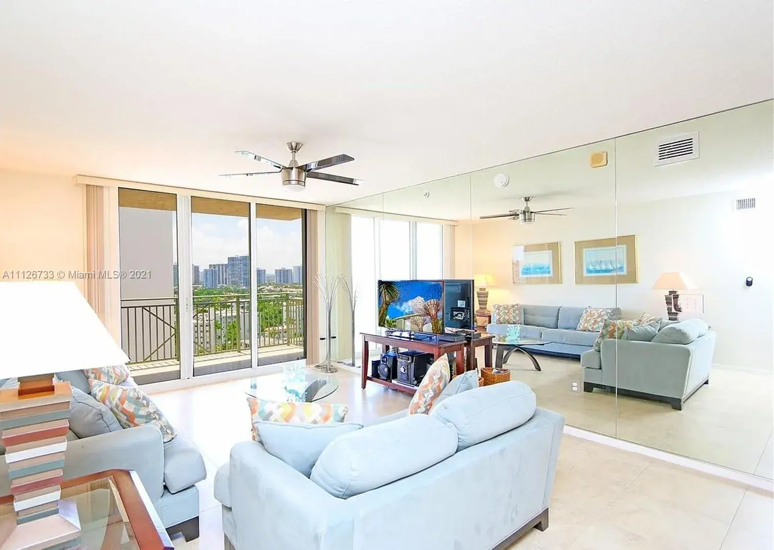 2080 S Ocean Dr # 1405, Hallandale Beach FL 33009