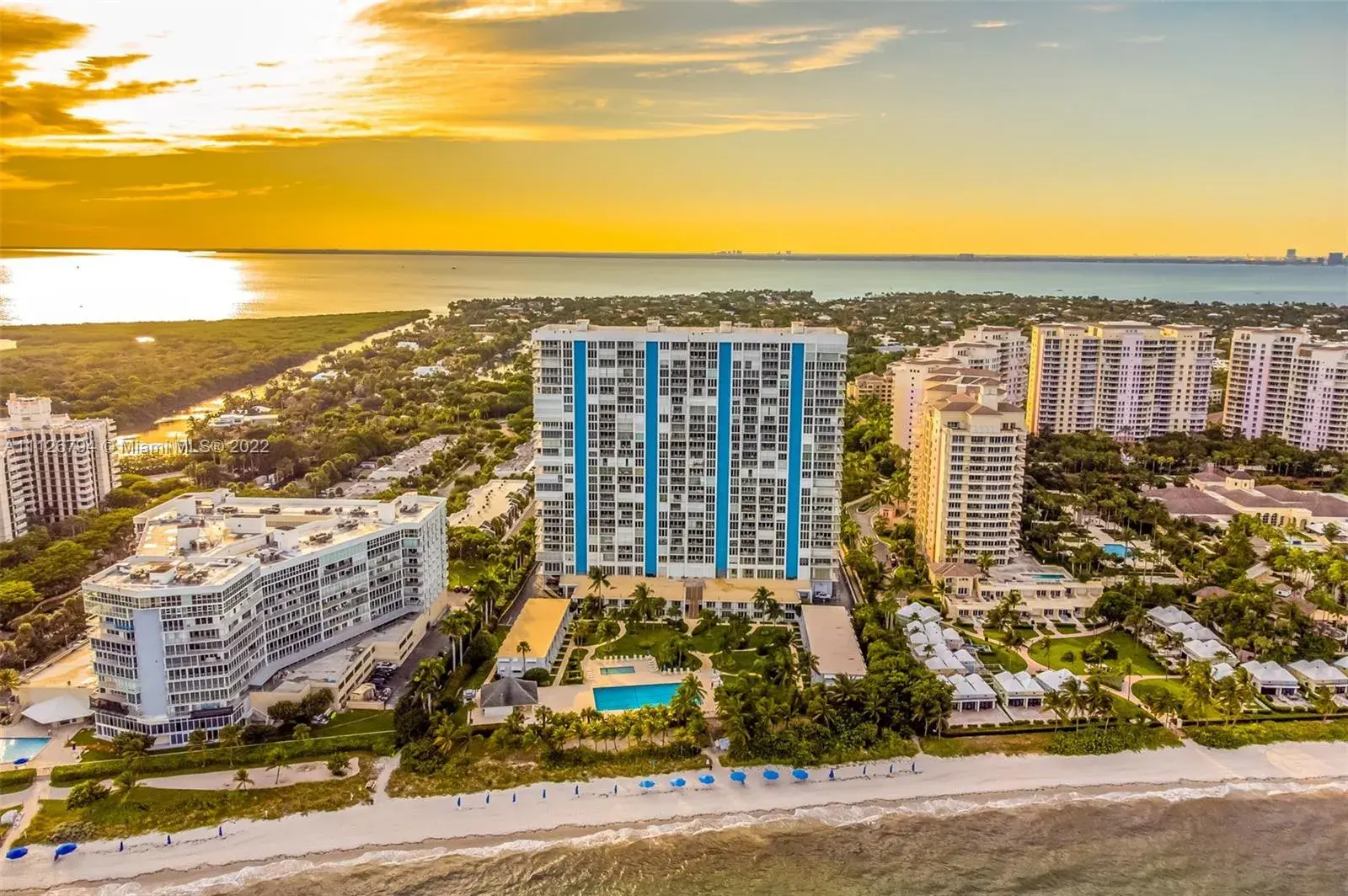 881 Ocean Dr # 11H, Key Biscayne FL 33149
