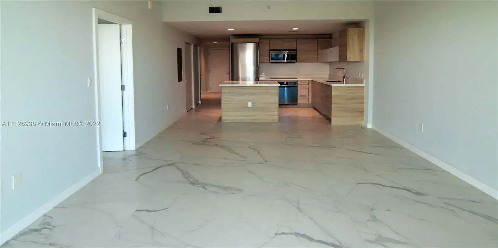 16385 Biscayne Blvd # 2016, North Miami Beach FL 33160 photo 5