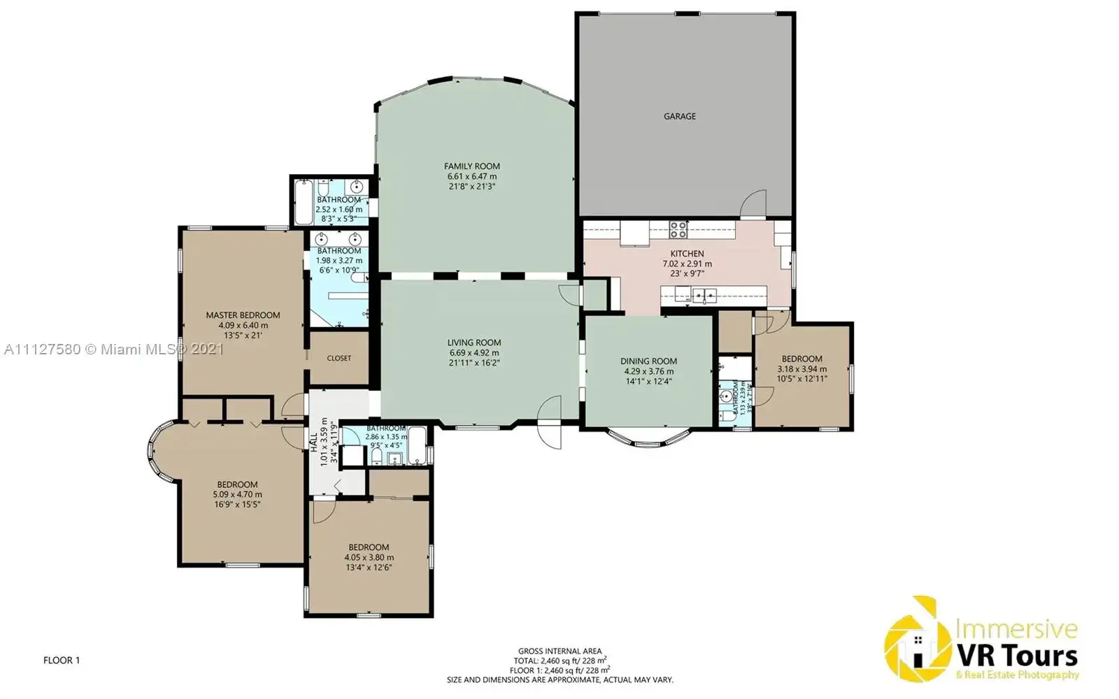 900 Tyler St, Hollywood FL 33019 photo 2