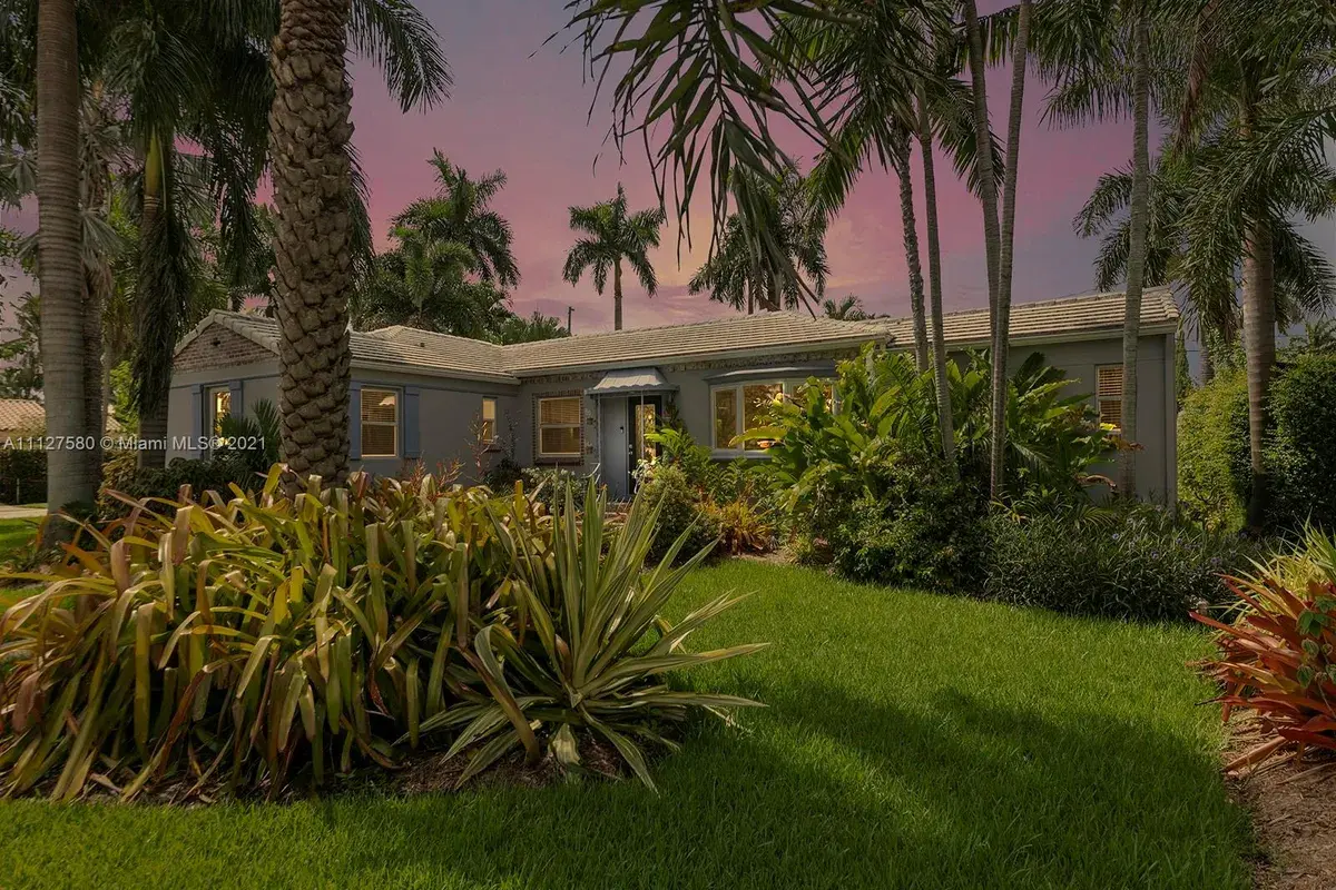 900 Tyler St, Hollywood FL 33019