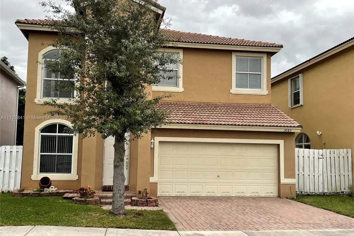 5085 SW 37th Ave # 5085, Hollywood FL 33312