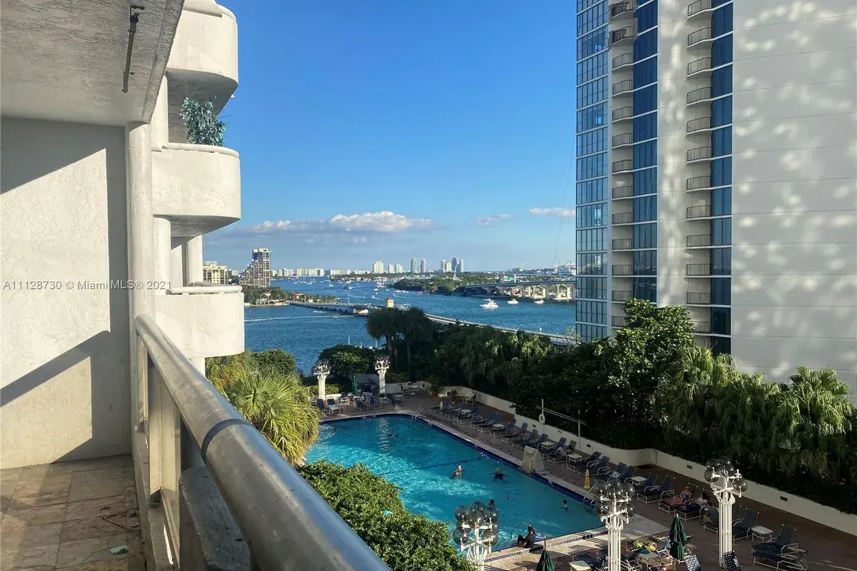 1717 N Bayshore Dr # 1541, Miami FL 33132