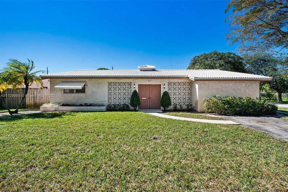 1830 N 47th Ave, Hollywood FL 33021