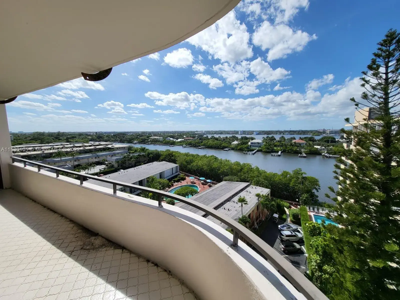 3589 S Ocean Blvd # 914, South Palm Beach FL 33480
