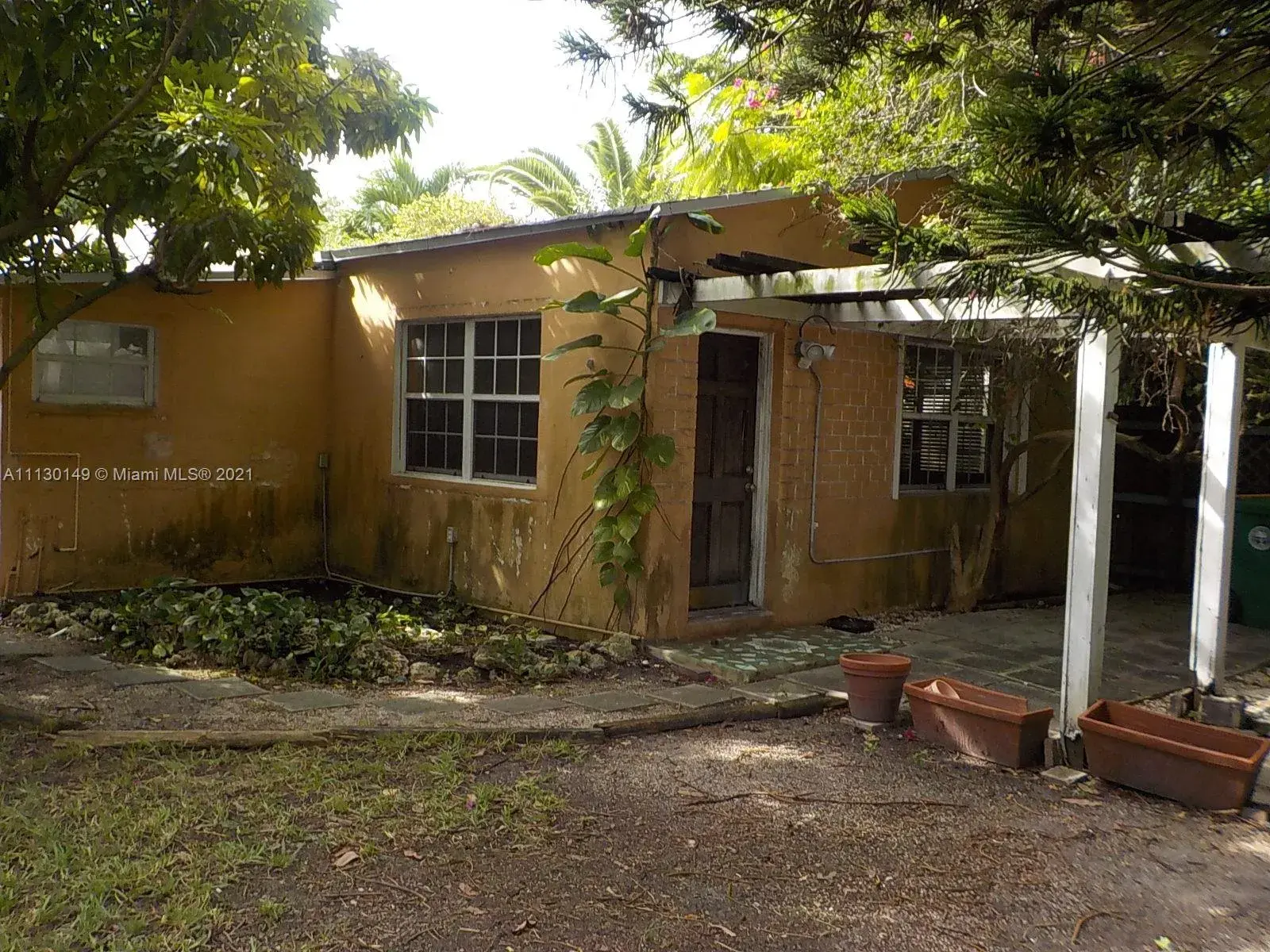 2390 SW 17th Ter, Miami FL 33145