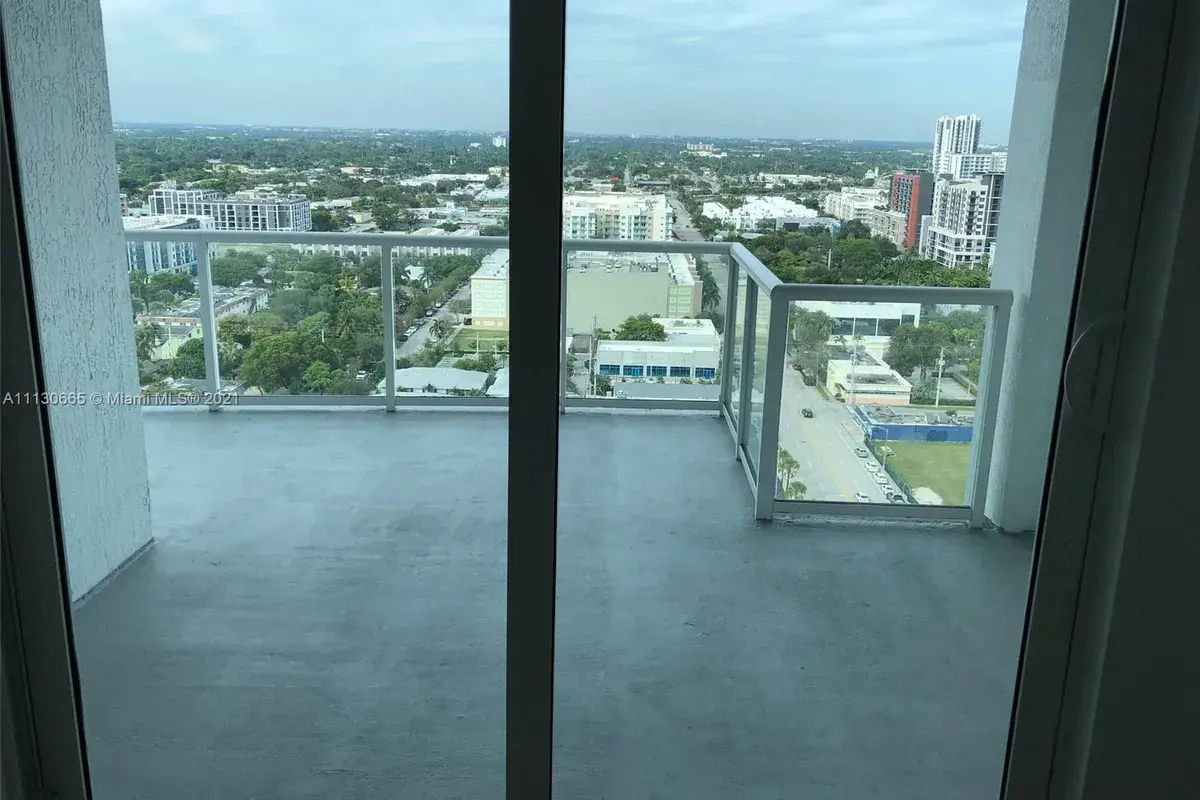 315 NE 3rd Ave # 2009, Fort Lauderdale FL 33301