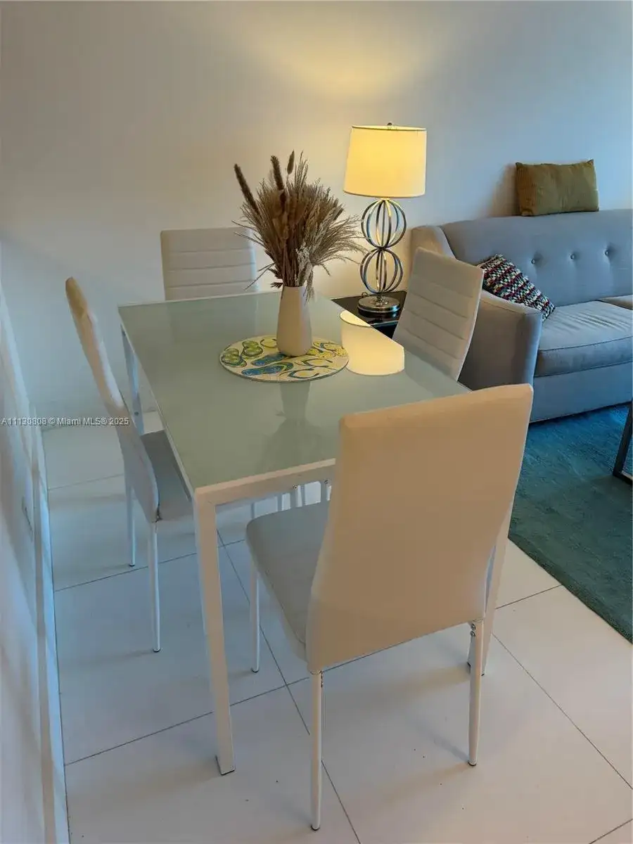 6801 Collins Ave # C1115, Miami Beach FL 33141 photo 2