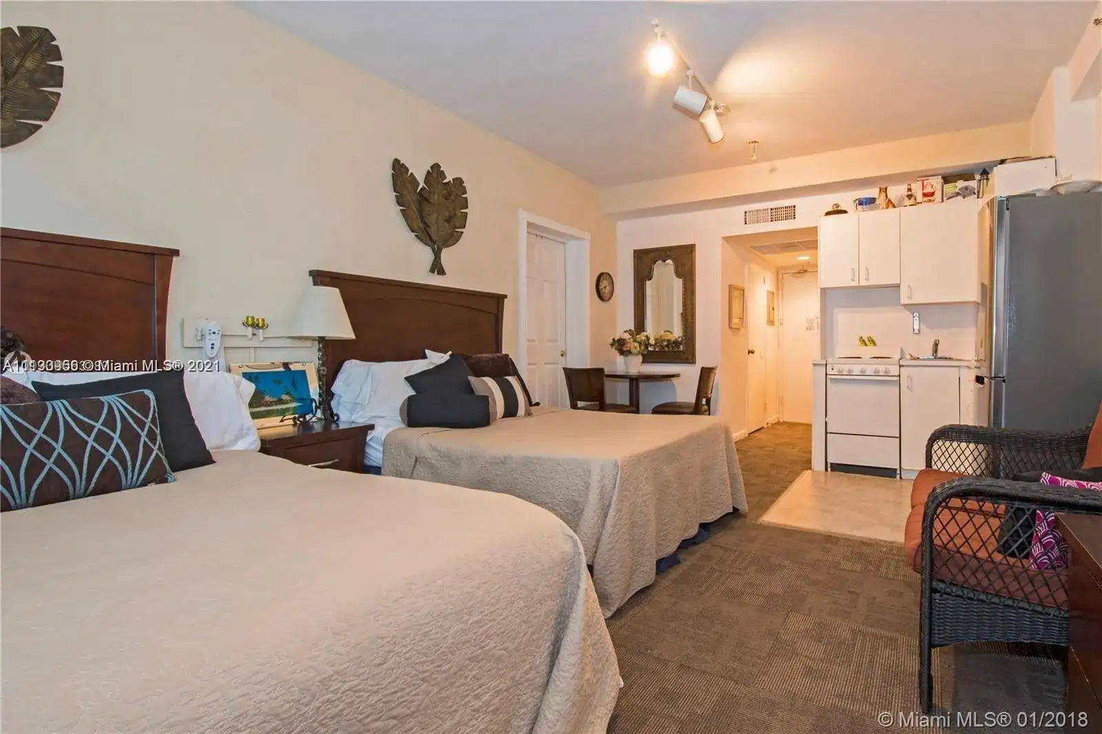 6345 Collins Ave # 832, Miami Beach FL 33141 photo 3