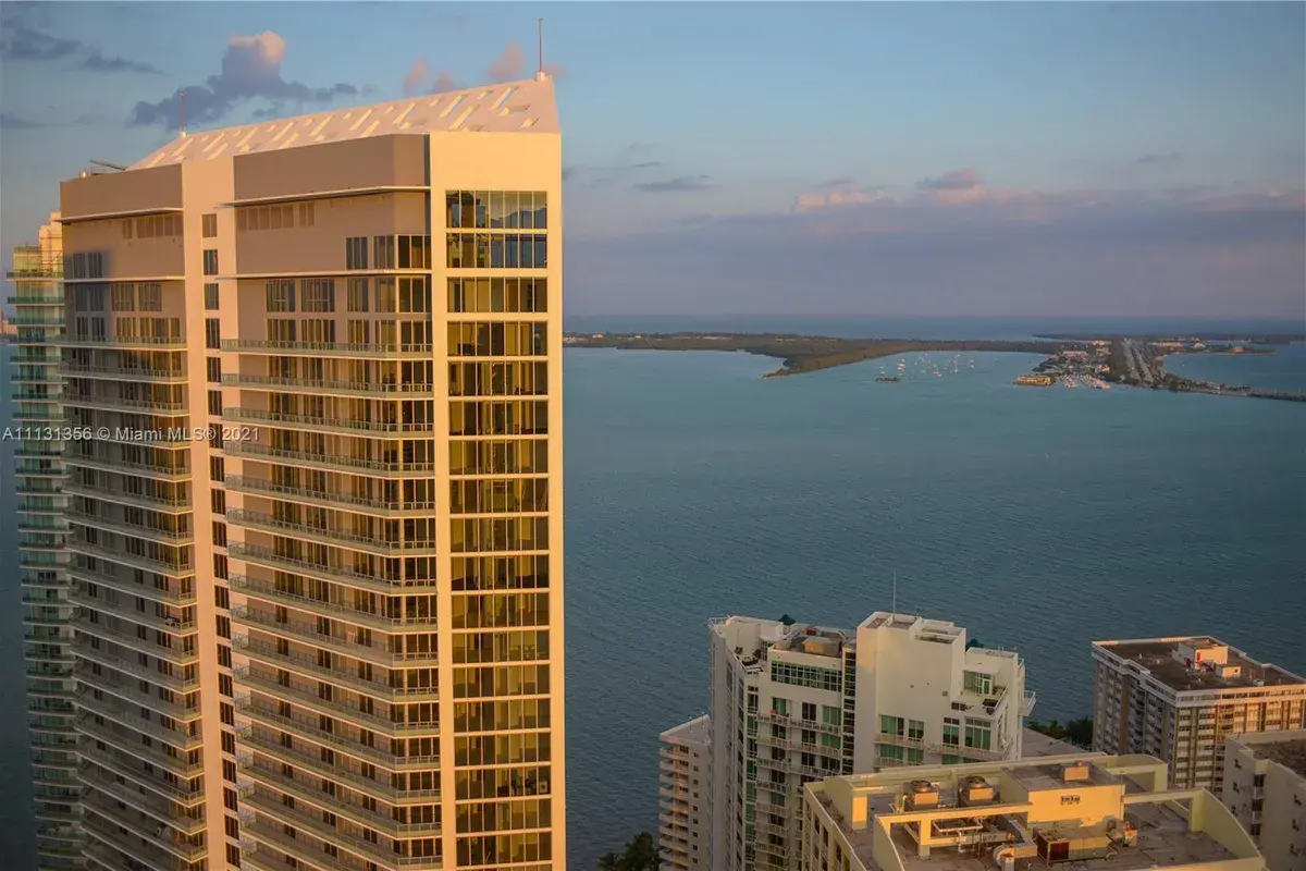 1300 Brickell Bay Dr # 3402, Miami FL 33131