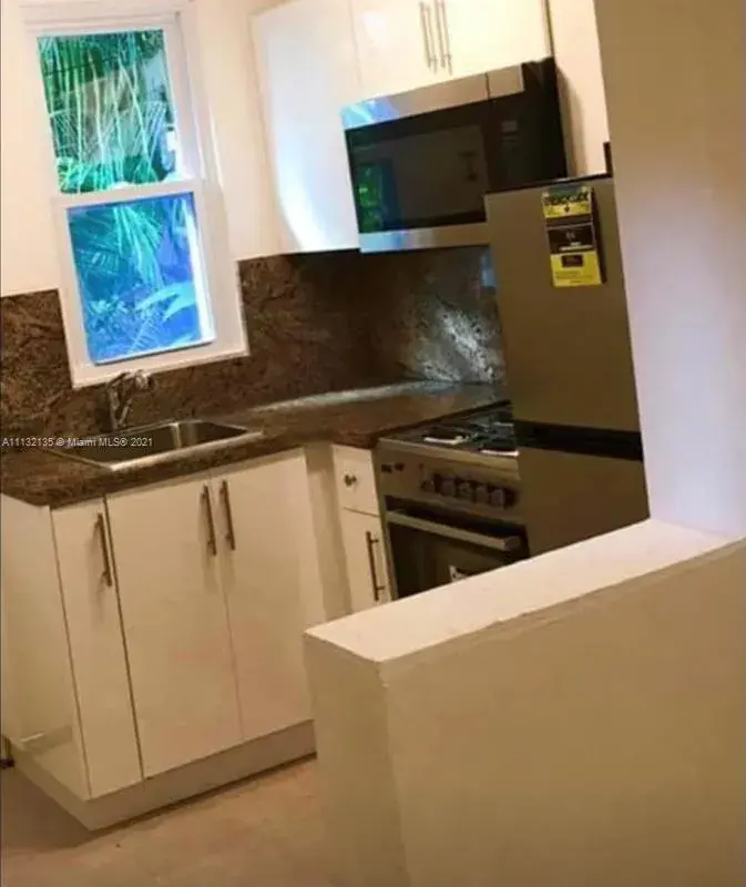 145 NW 32nd St, Miami FL 33127