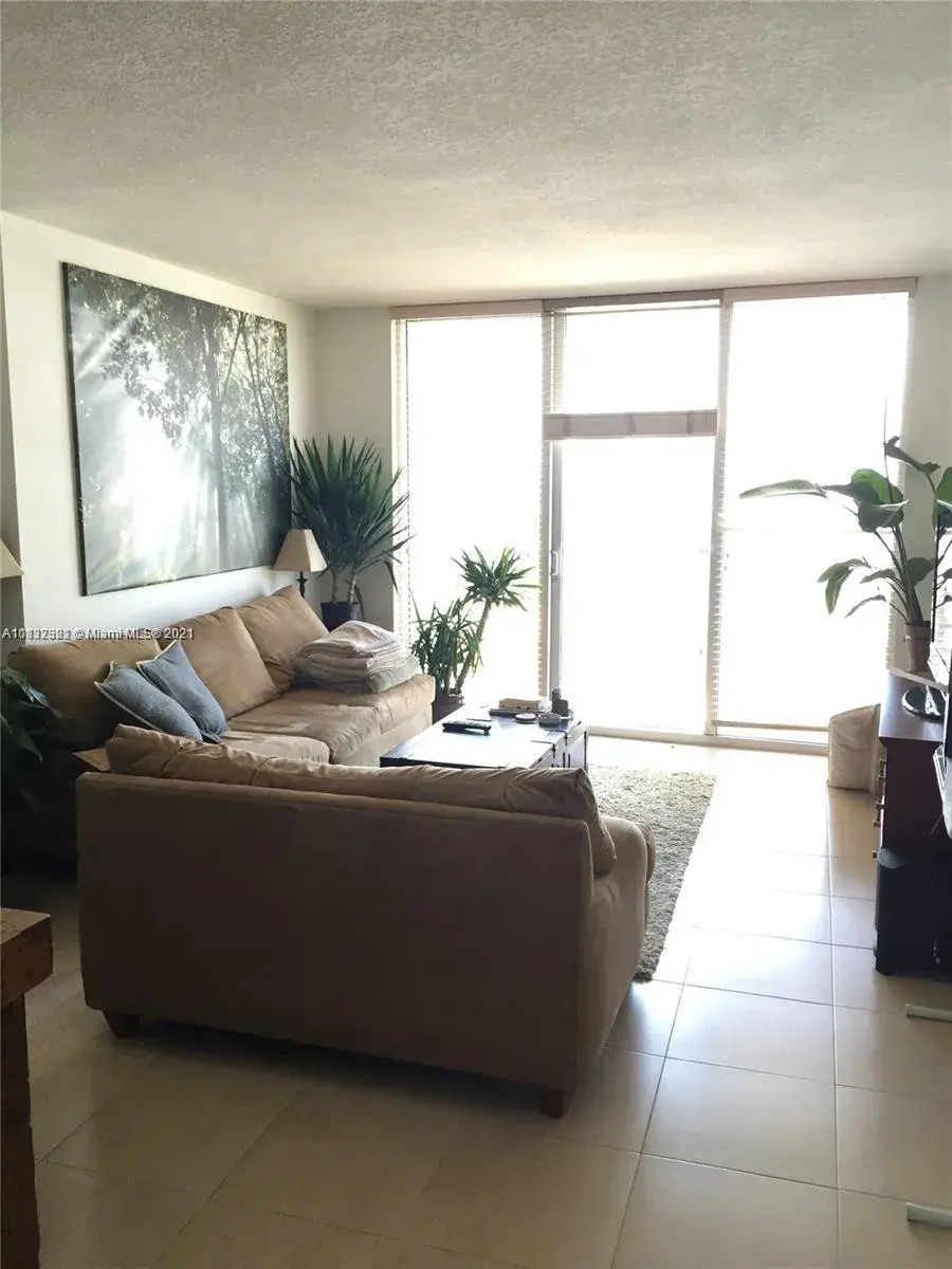 1750 N Bayshore Dr # 1710, Miami FL 33132