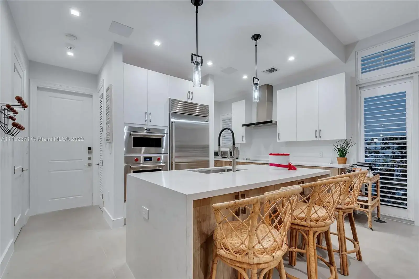 3406 Ponce De Leon Blvd # 3406, Coral Gables FL 33134 photo 3
