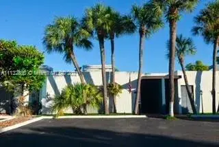16424 Briar Patch Pl, Miami Lakes FL 33014