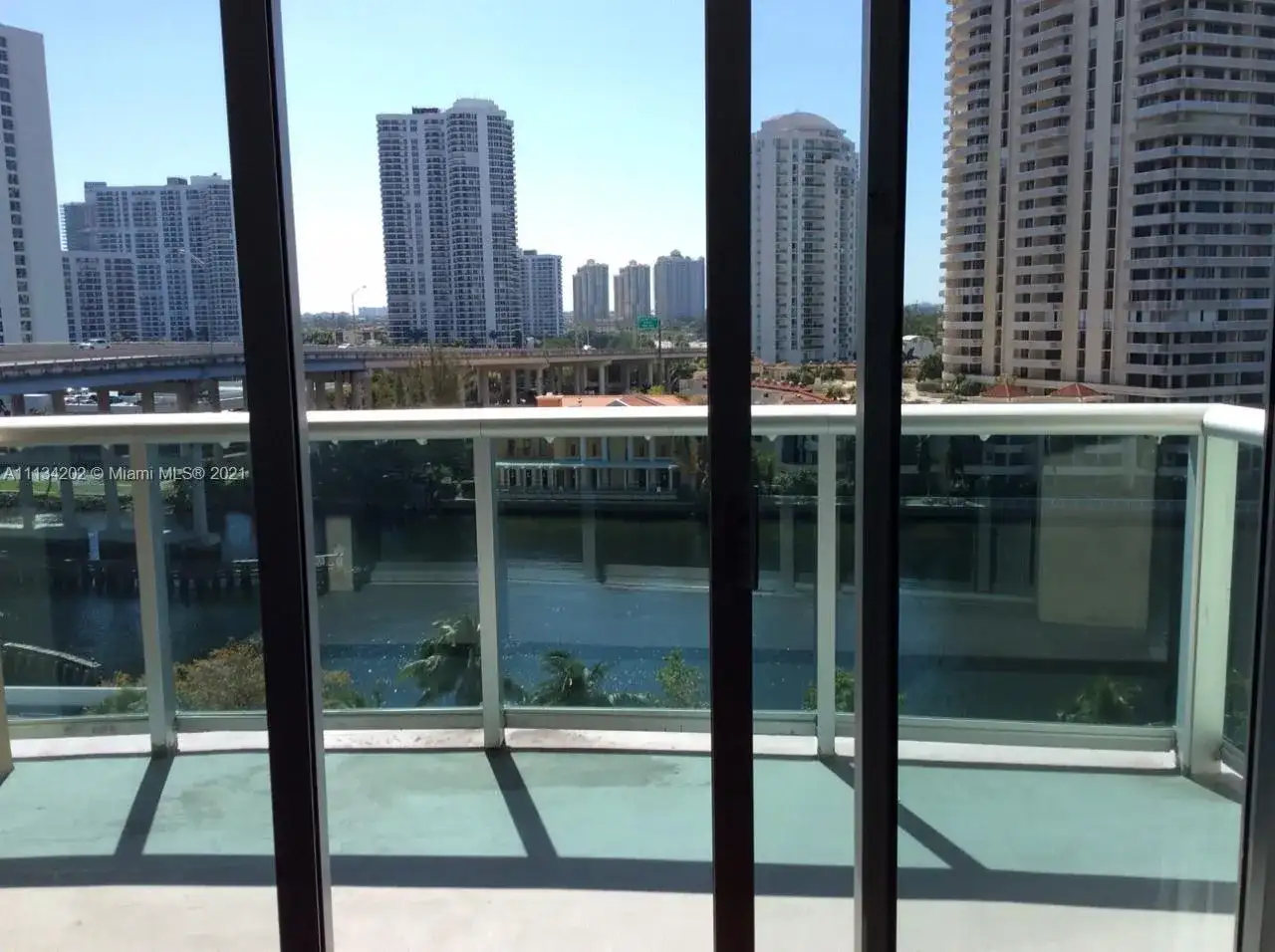 19390 Collins Ave # 905, Sunny Isles Beach FL 33160 photo 2