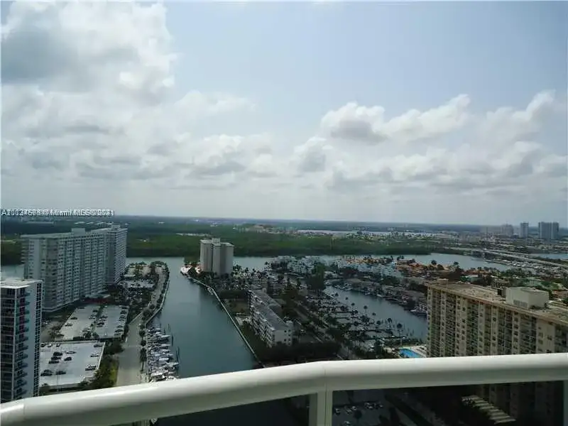 15811 Collins Ave # 2605, Sunny Isles Beach FL 33160 photo 2