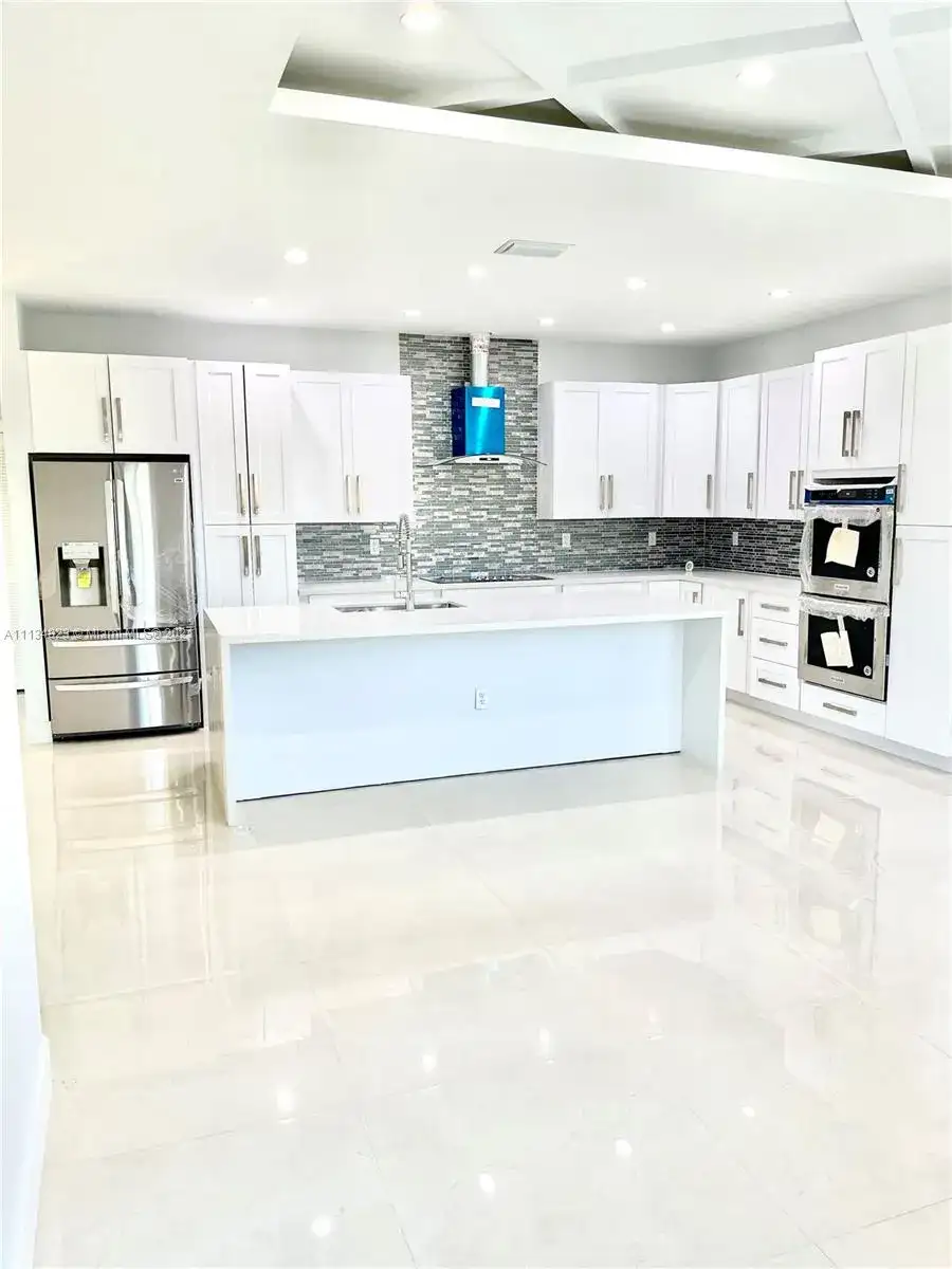 24399 SW 217th Ave, Homestead FL 33031 photo 4
