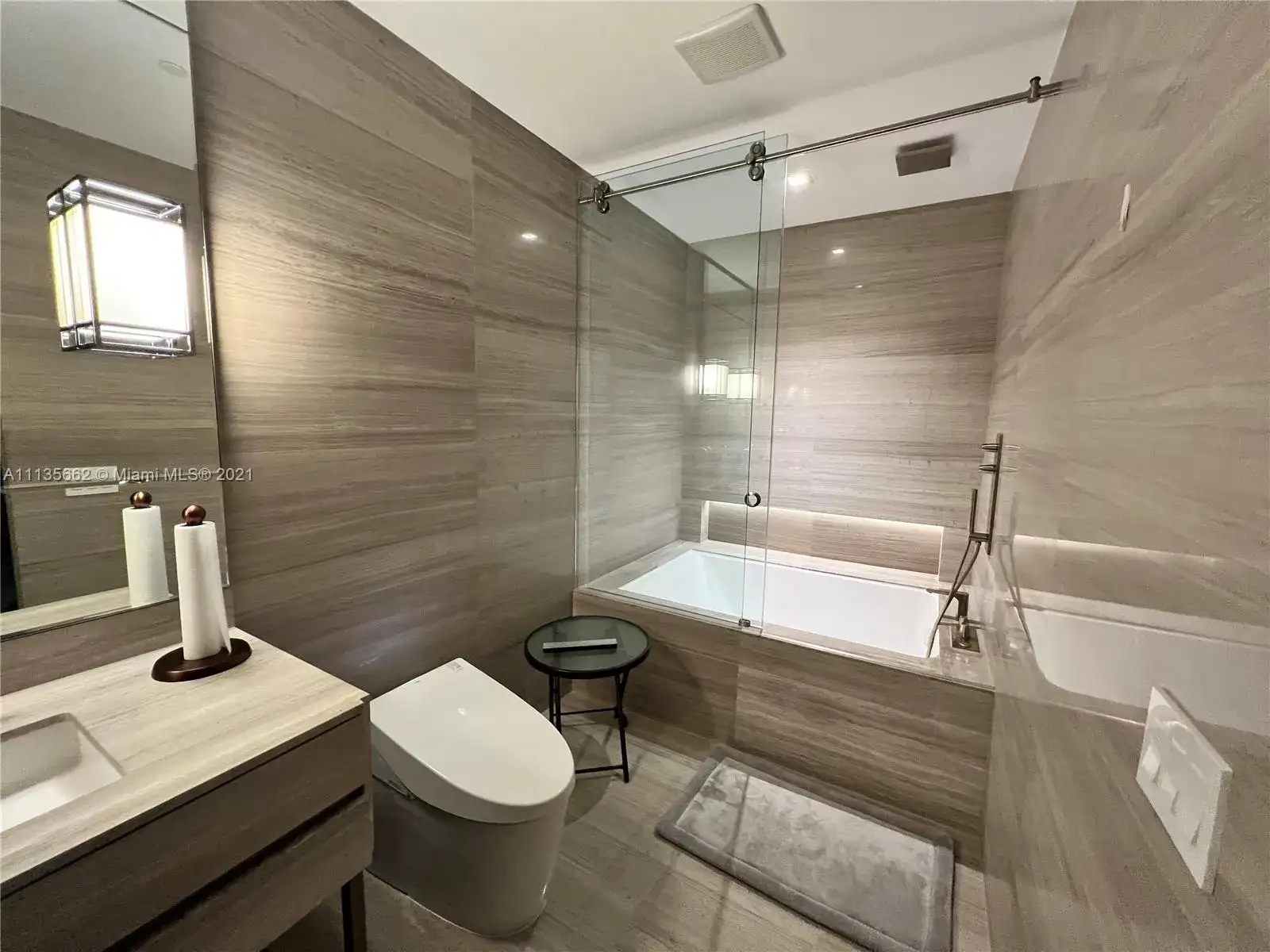 18975 Collins Ave # 3705, Sunny Isles Beach FL 33160 photo 4