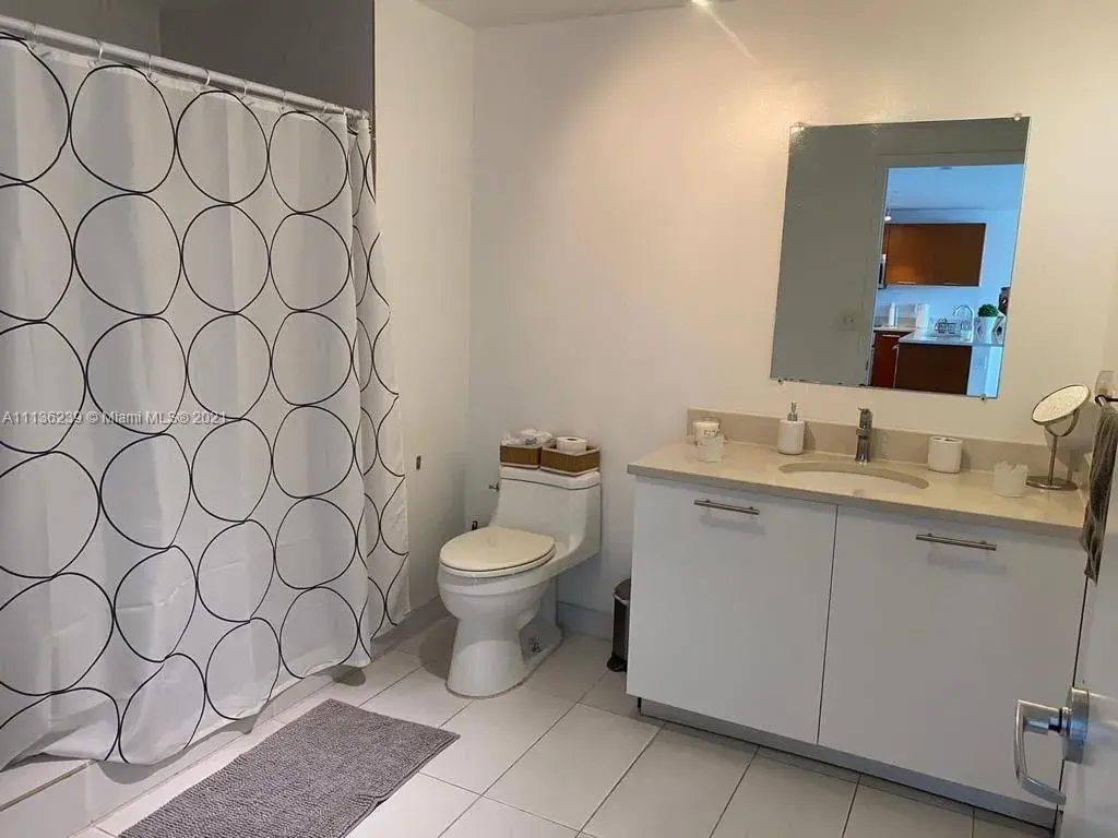 3250 NE 1st Ave # 810, Miami FL 33137